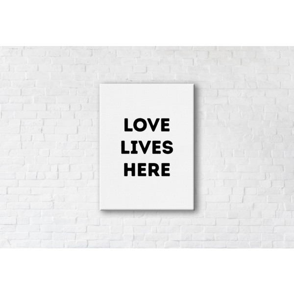 

Картина на холсте прямоугольная I-Art Love Lives Here 90x120см