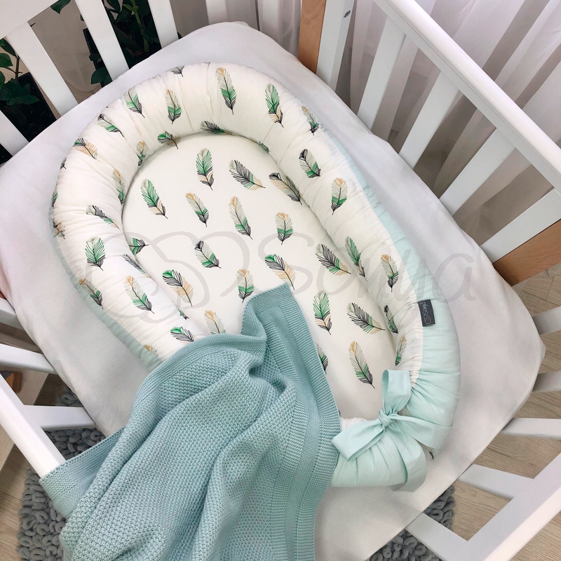 

Кокон для новорожденных Маленькая Соня Baby Desing Premium Перо мята 65*90 см поплин детский арт.5019405