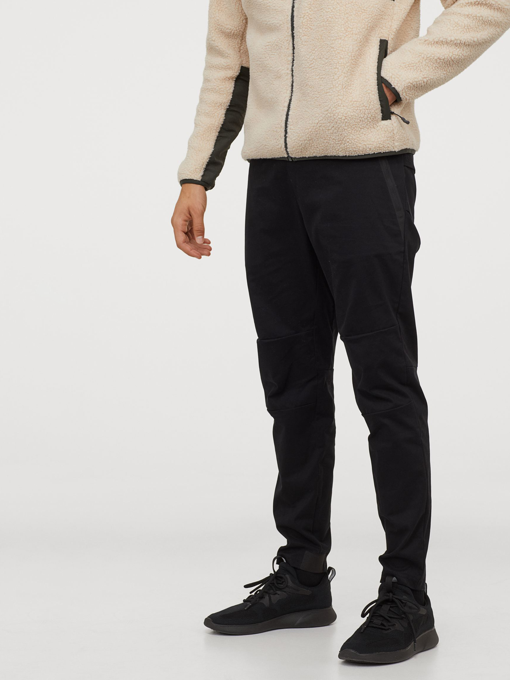 

Брюки H&M Sport 0825243-1  Черные, Брюки H&M Sport 0825243-1 L Черные