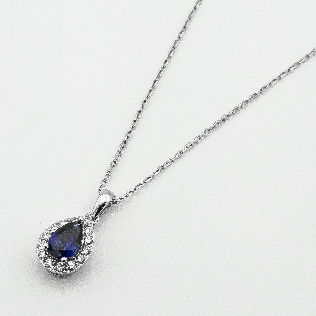 

Золотое колье с сапфиром и бриллиантами 11486-2diasap Диамант, 45 размер