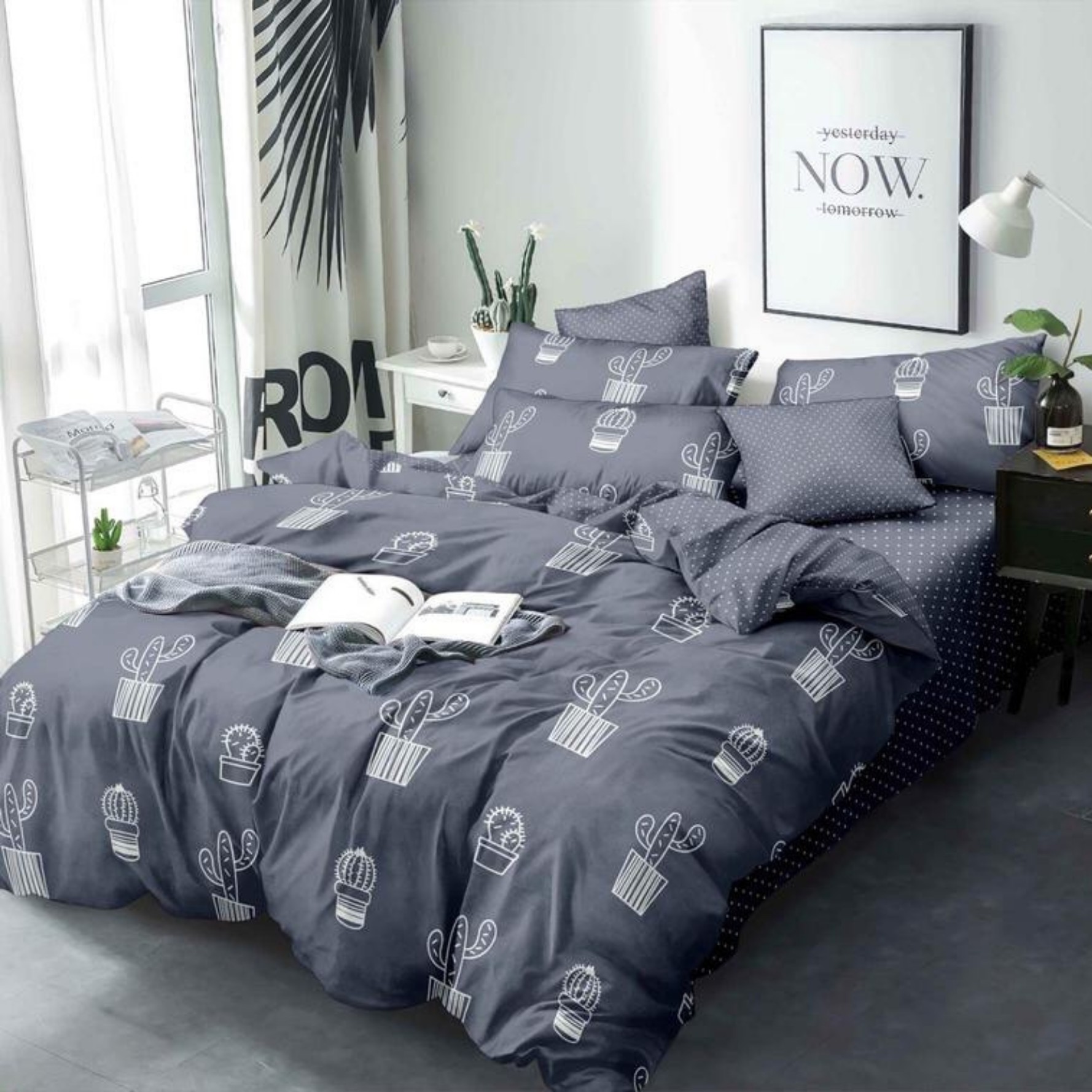 

Комплект постельного белья Королева Ночи Бязь 145х215 Полуторный Кактусы на темно-сером 777