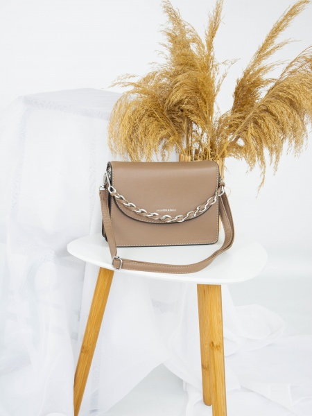 

Сумка №-8840 бежевый, размер 22*17*9