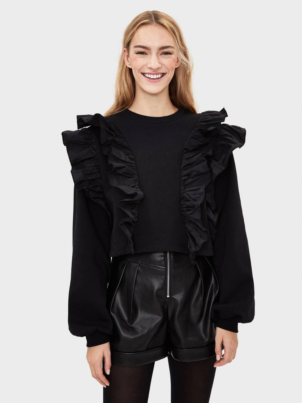 

Свитшот Bershka XAZ219442WGOI  Черный, Свитшот Bershka XAZ219442WGOI M Черный