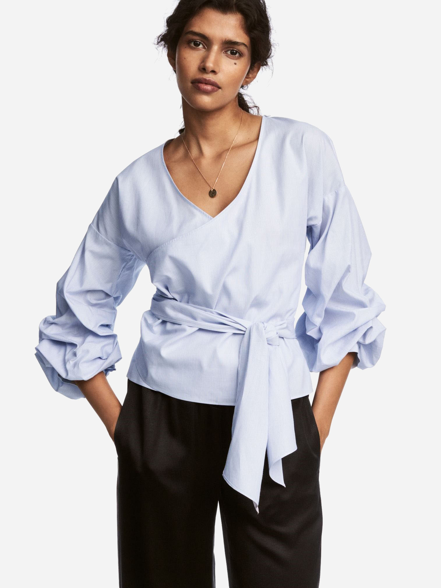 

Блузка H&M 5286486RP21 36 Белая с голубым