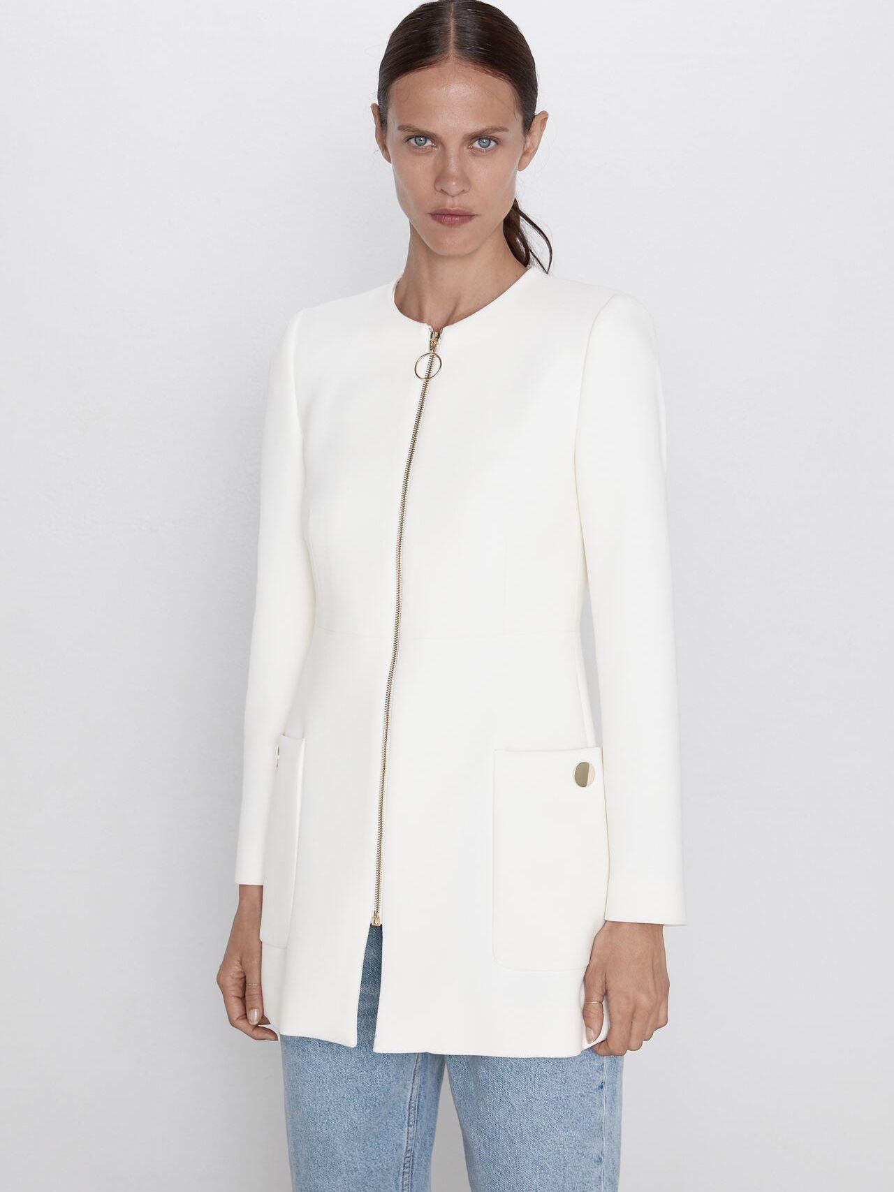 

Пальто Zara XAZ266064PGKL S Белое с золотистым