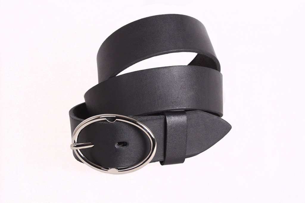 

Женский кожаный ремень под джинсы D-Belts S0270 черный (130 см х 4 см)