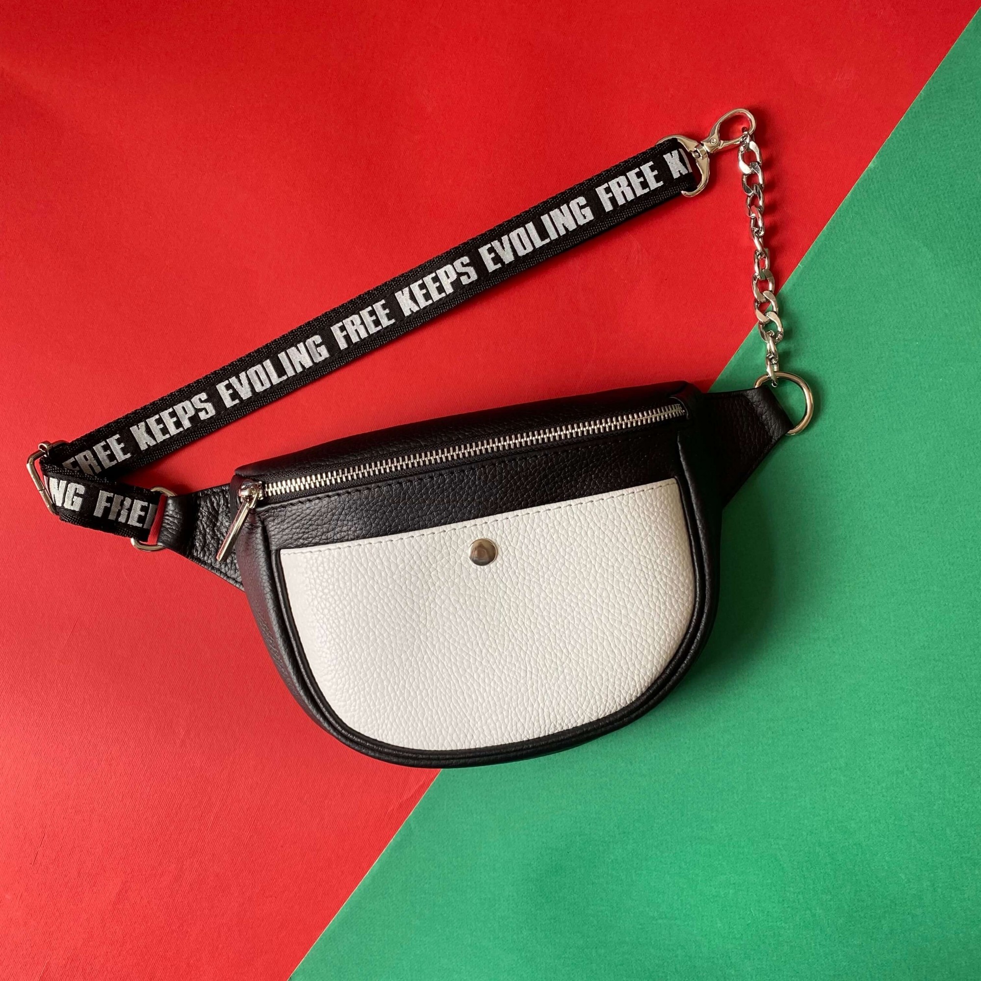 

Кожаная поясная сумочка Intent Emma C127С черно-белый