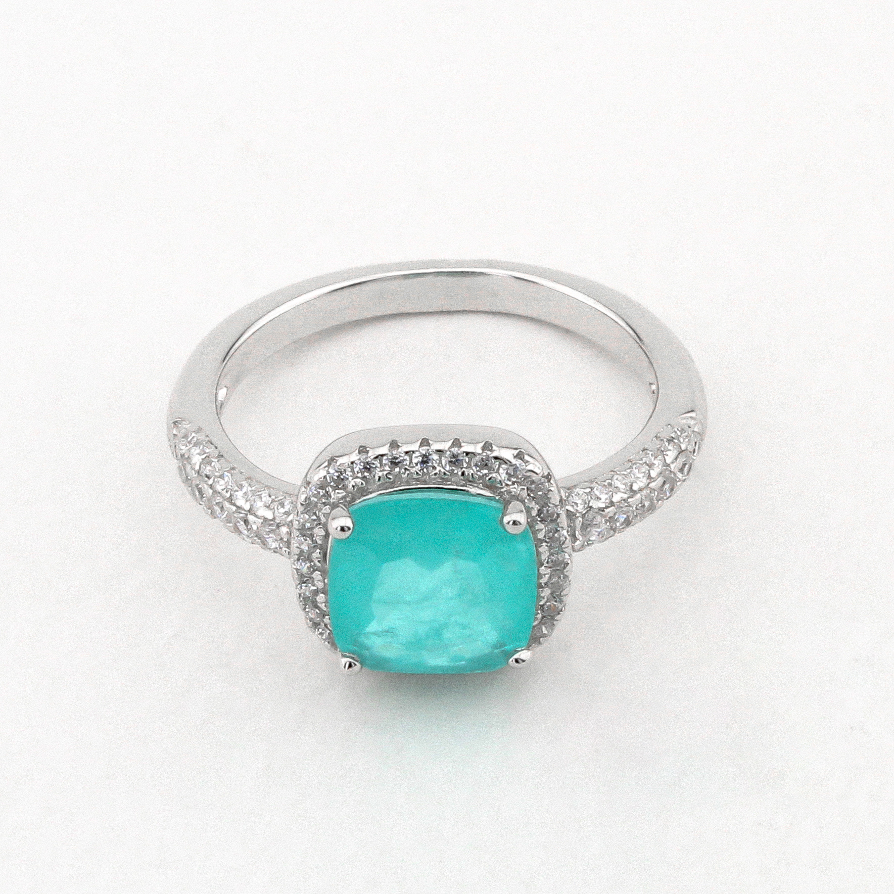 

Серебряное кольцо с им. турмалина параиба K11895 Диамант, 17,5 размер