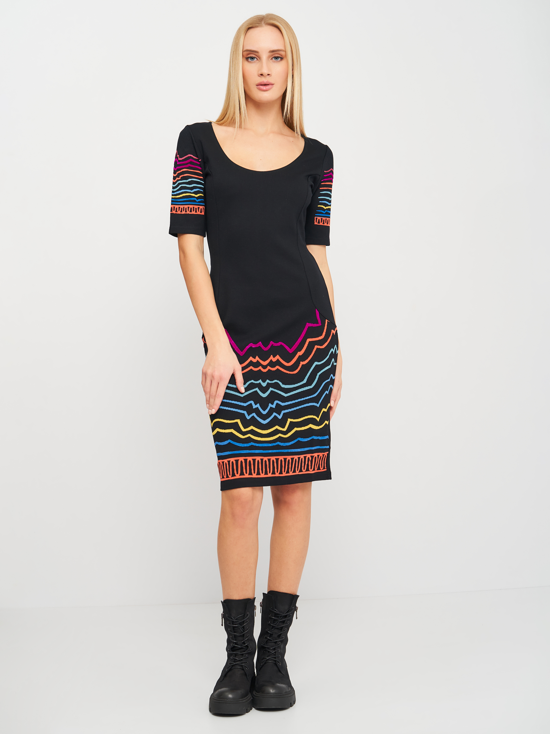

Платье Desigual 18WWVKA4-2000  Черное, Платье Desigual 18WWVKA4-2000 L Черное