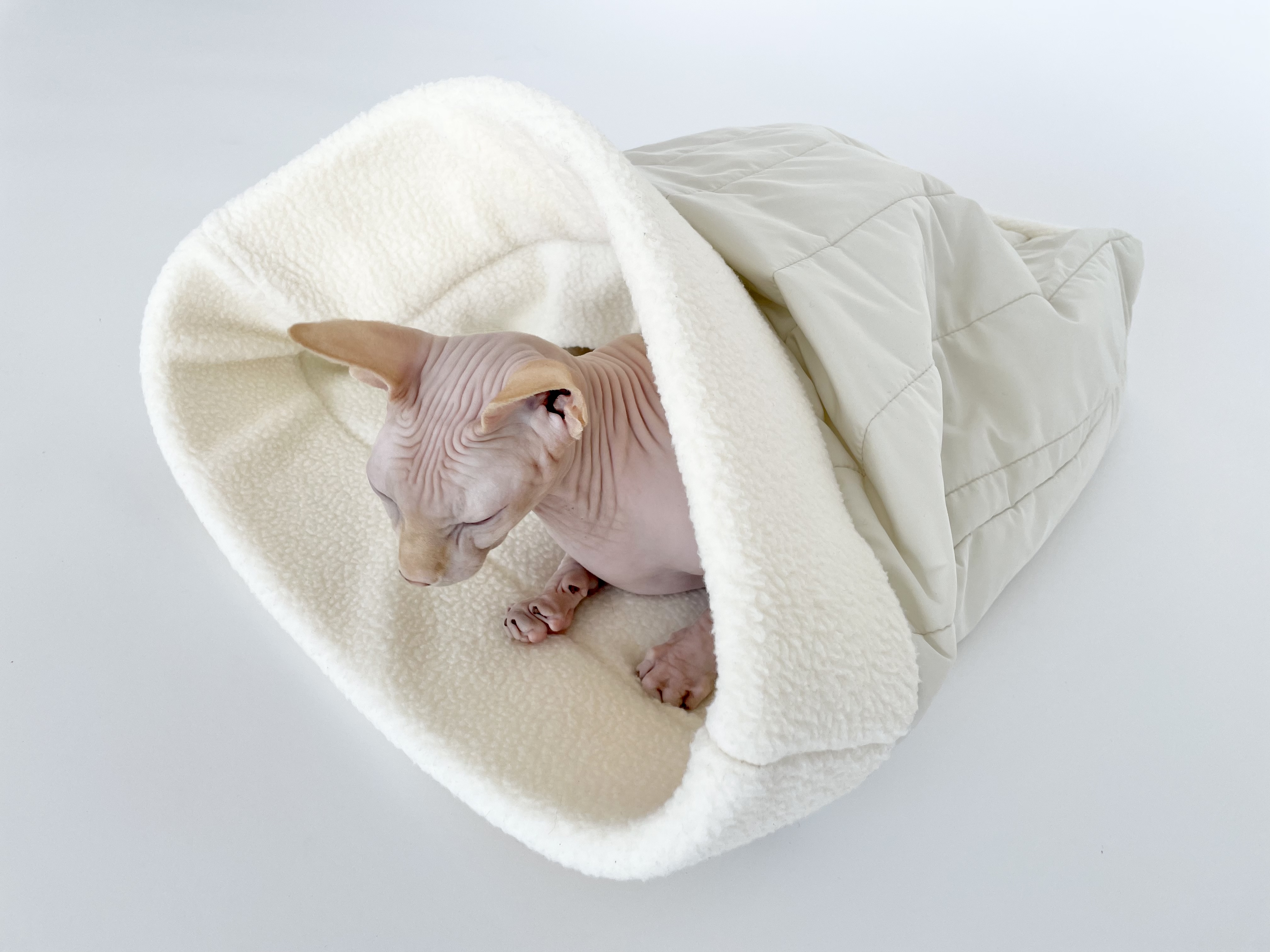 

Мешок для кошек и собак Cat Melman белый (100024)