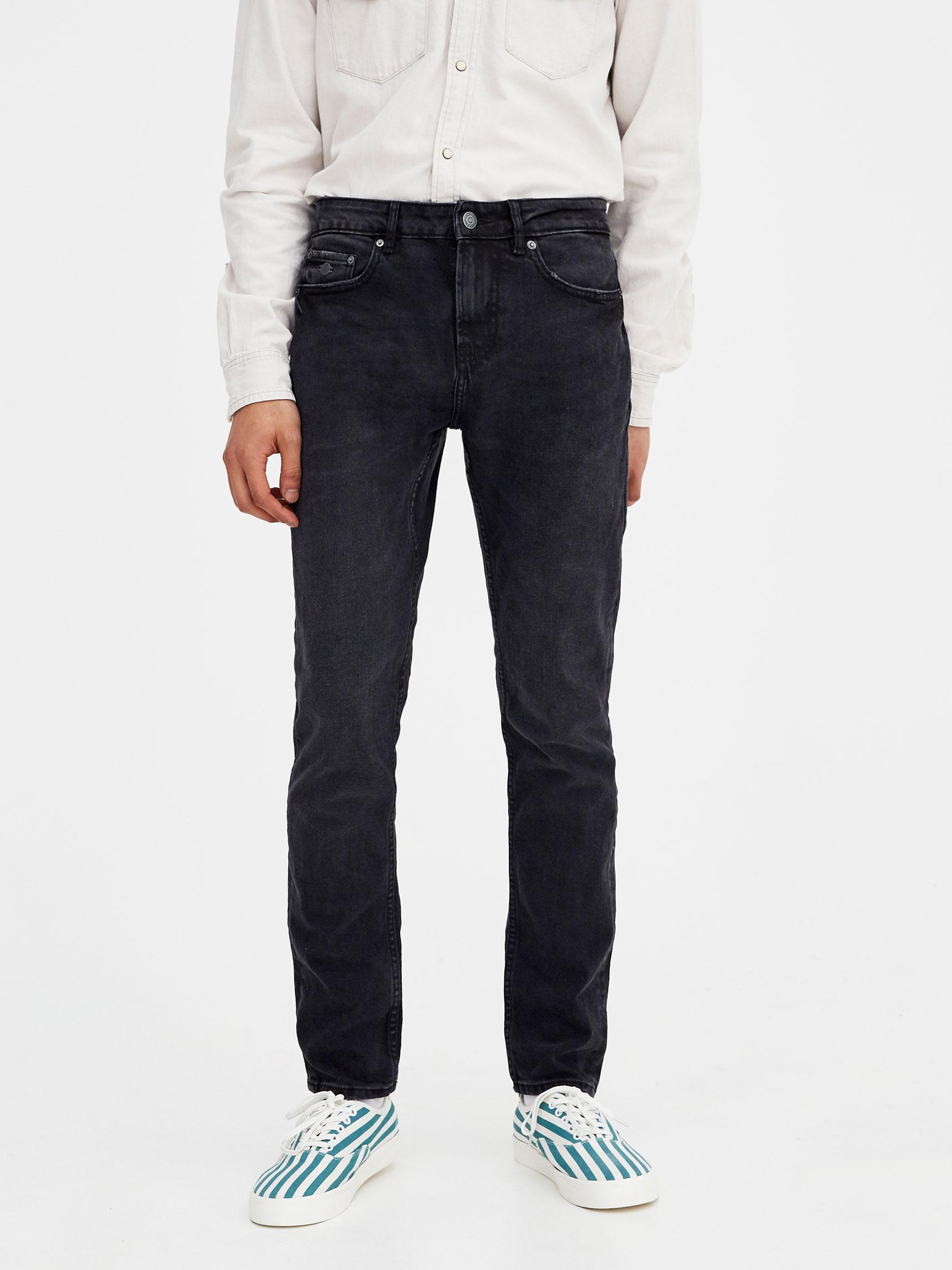 

Джинсы Pull & Bear XAZ180048KXAP  Черные, Джинсы Pull & Bear XAZ180048KXAP 36 Черные