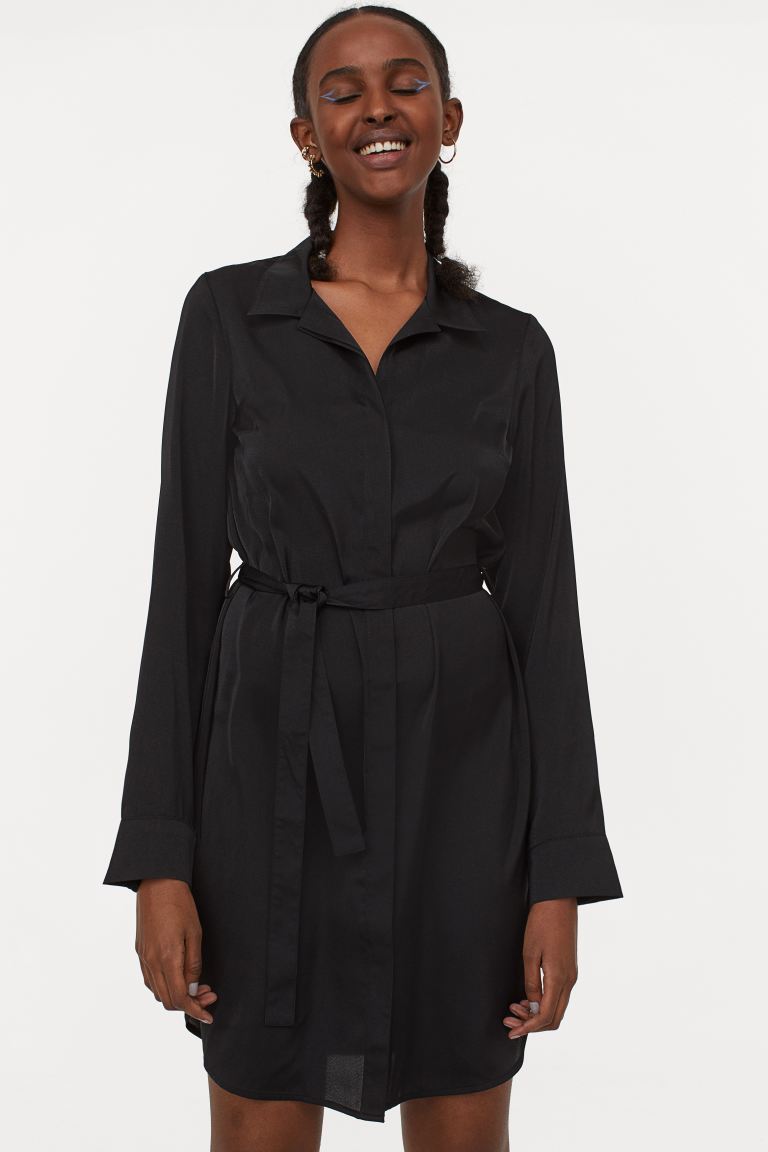 

Короткое платье-рубашка H&M  Черный, Короткое платье-рубашка H&M 32 Черный