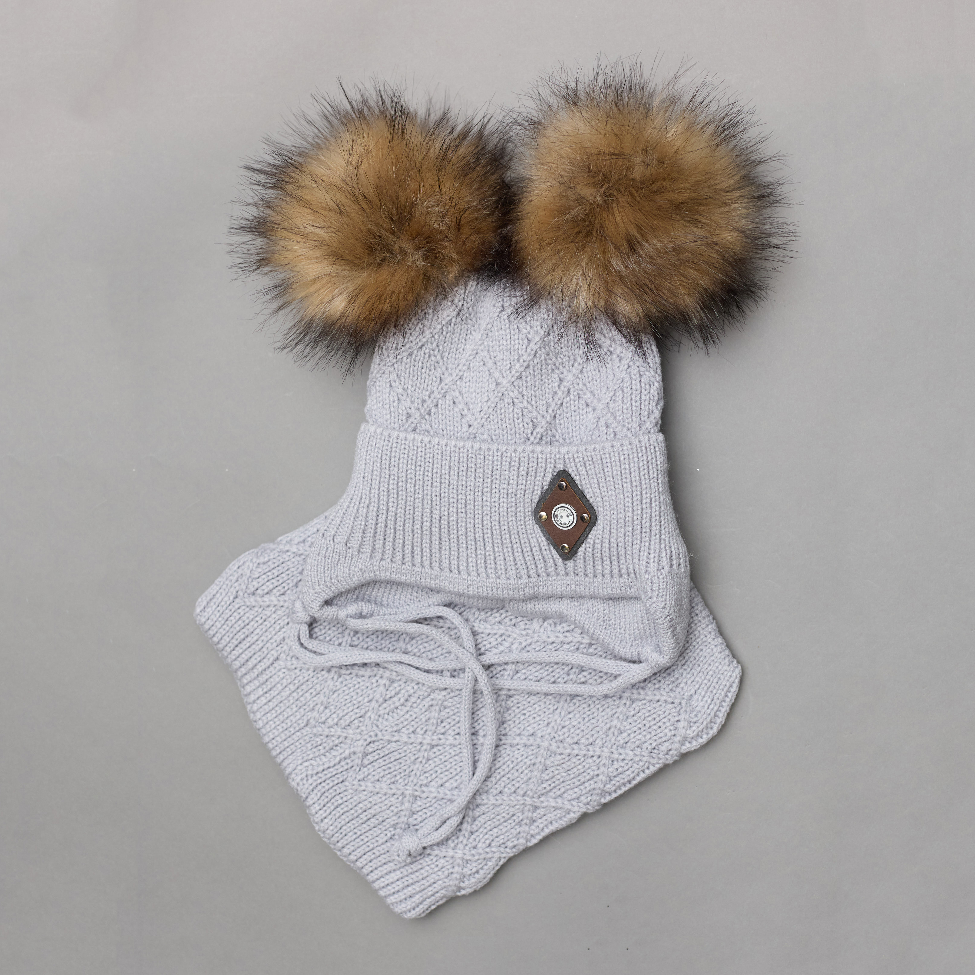 

Зимний комплект (шапка + шарф-бафф) Sample Ромб (МФК6237) 46-50 см Светло-серый