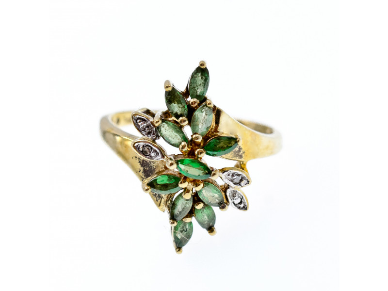 

Золотое кольцо с Хризолитом и Бриллиантами Натуральный Sky Jewelry 001913