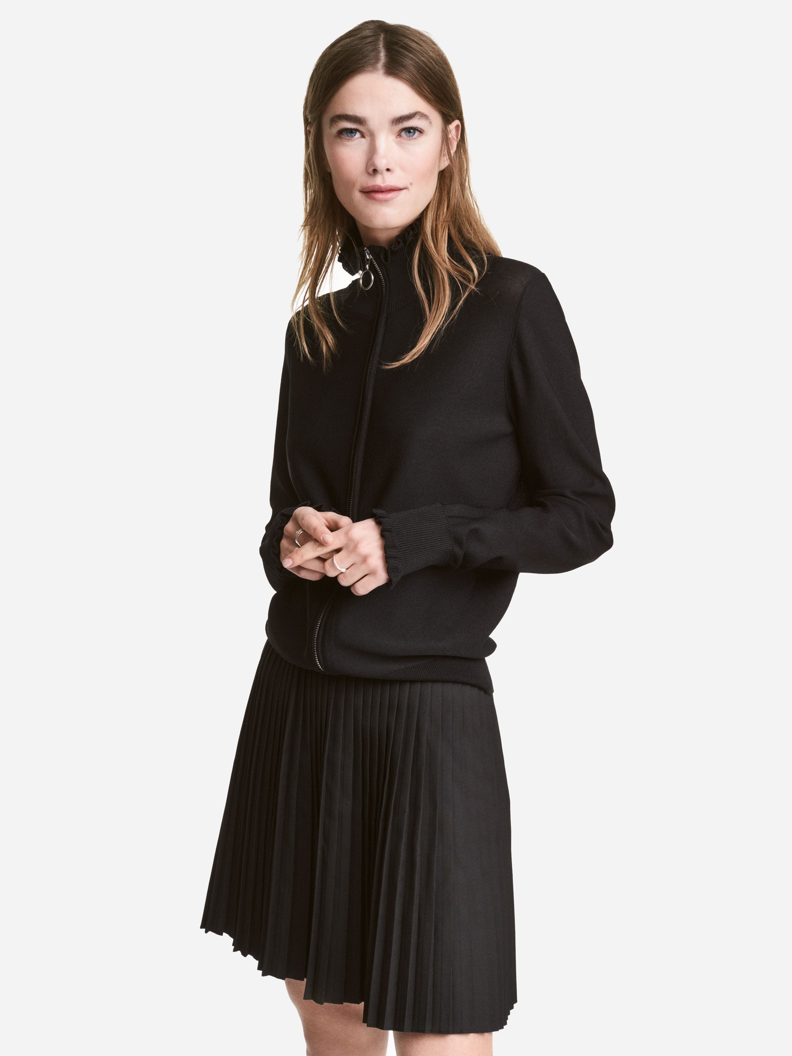 

Юбка H&M XAZ045577ZUOT  Черная, Юбка H&M XAZ045577ZUOT 44 Черная