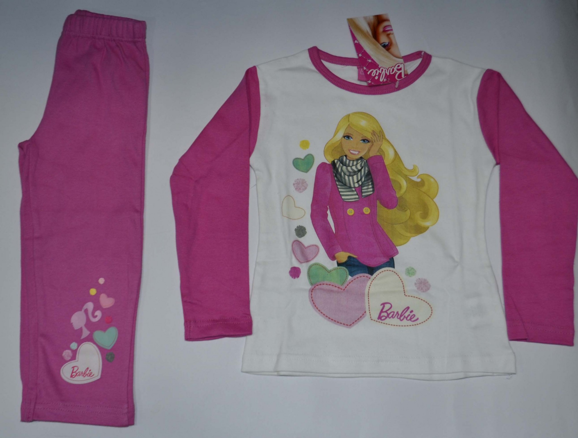 

Пижамка для девочки 1 -1,5 года белый с розовым. Пижама Disney Barbie Барби