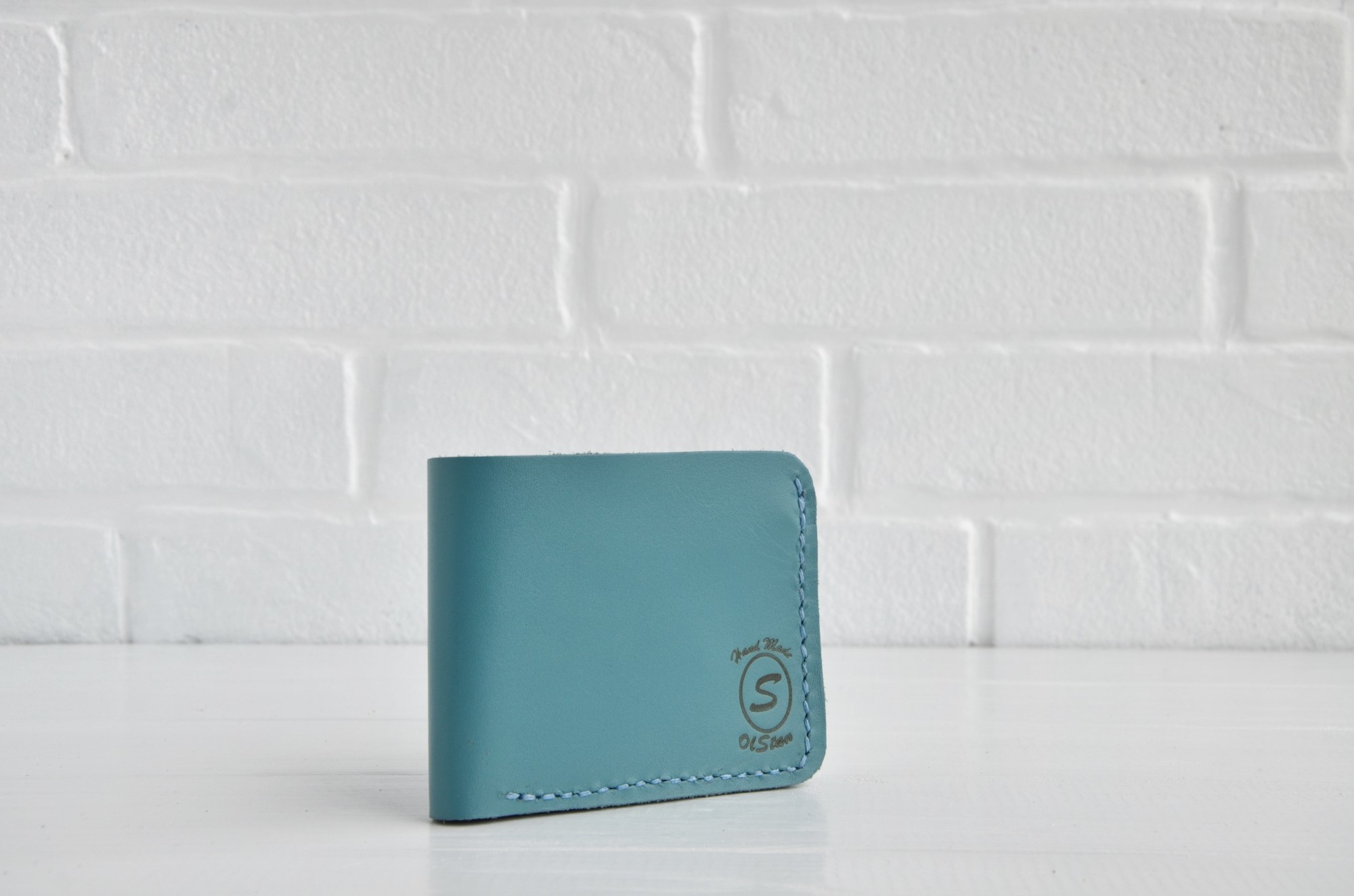 

Кошелек из натуральной кожи OlStan Bifold 2.0 blue синий глянець
