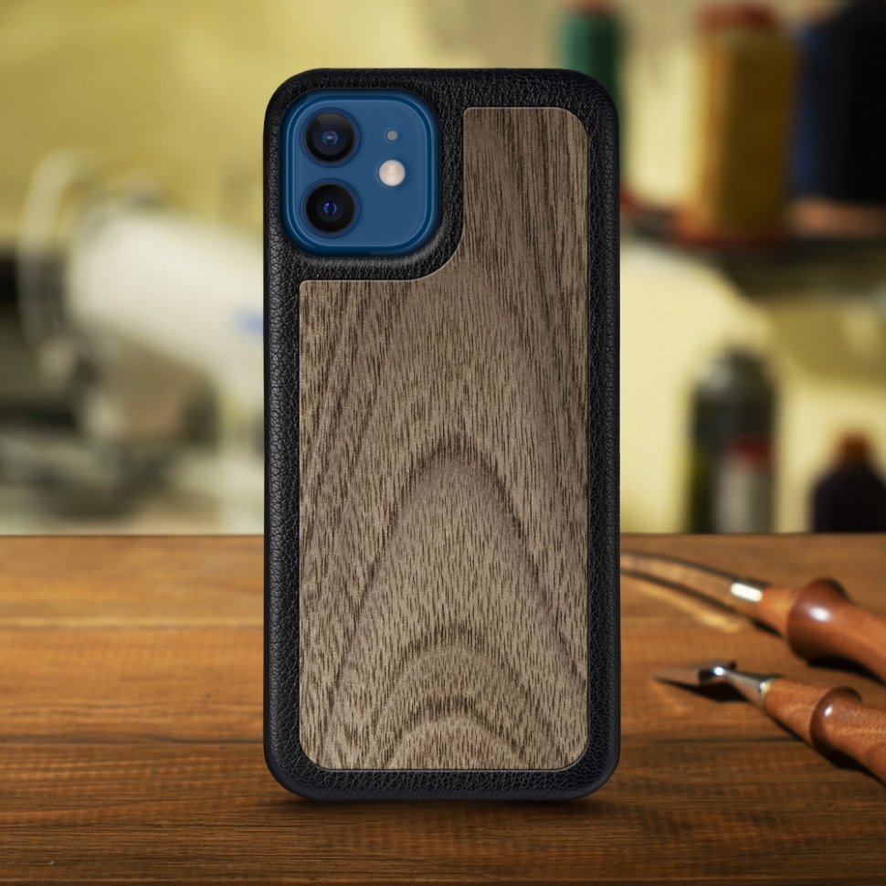 

Кожаная накладка Stenk WoodBacker для Apple iPhone 12 Чёрная