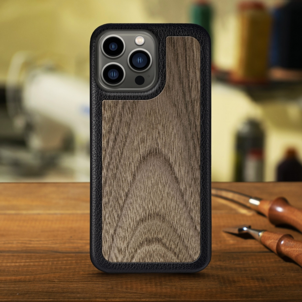 

Кожаная накладка Stenk WoodBacker для Apple iPhone 13 Pro Чёрная