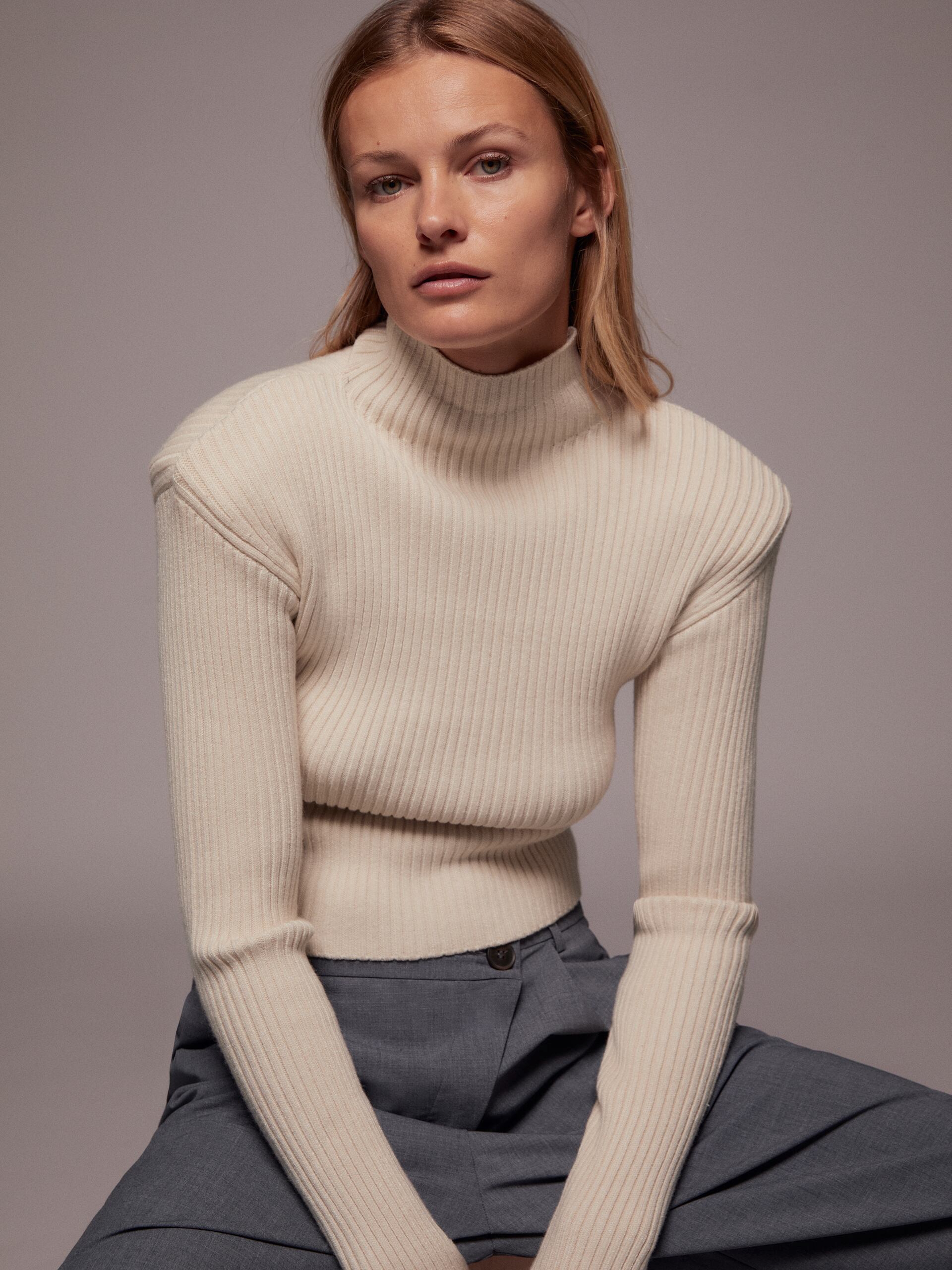

Свитер Zara 5536/131/779 M Бежевый