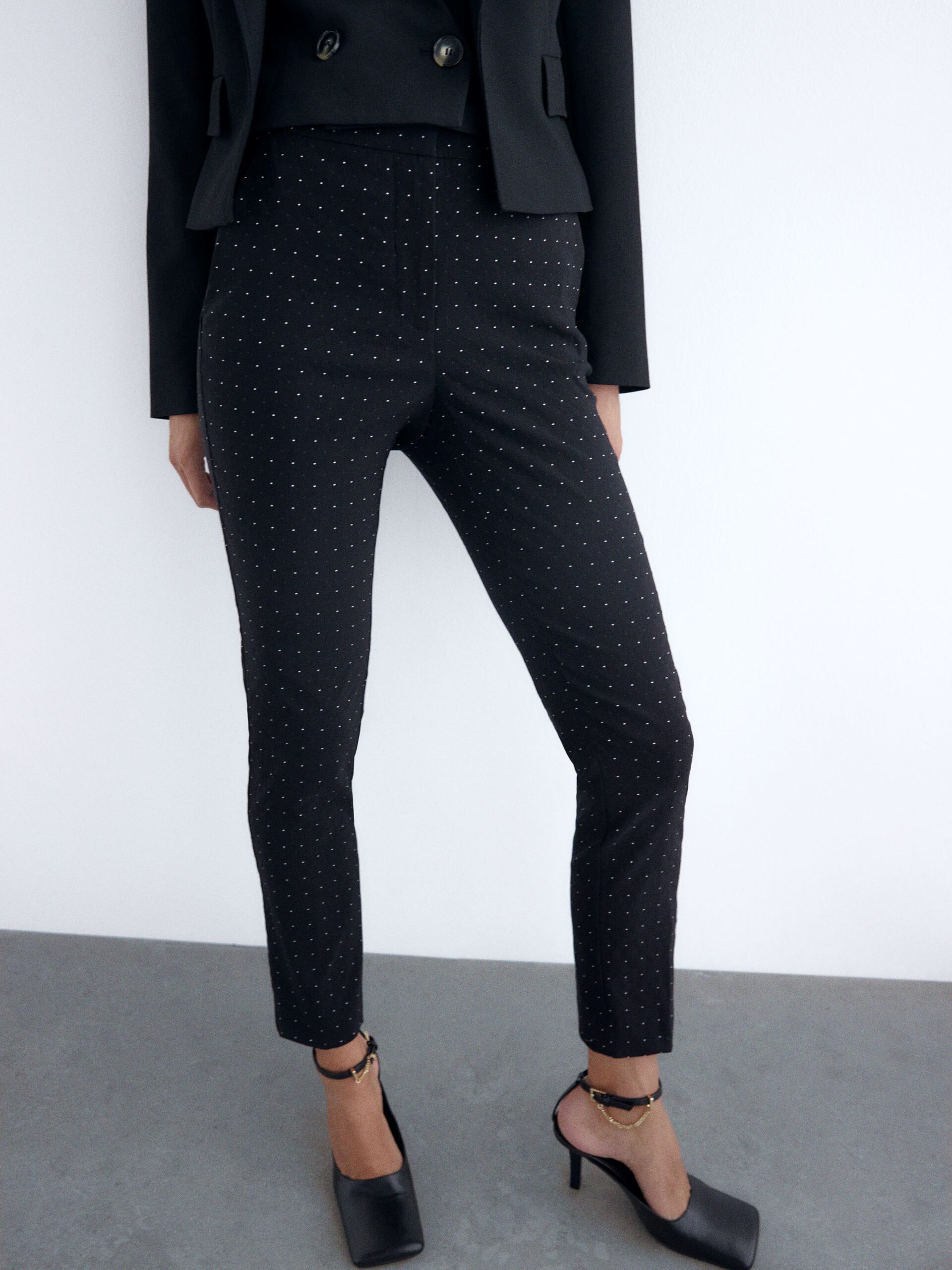 

Брюки Zara 9929/030/800 XS Черные
