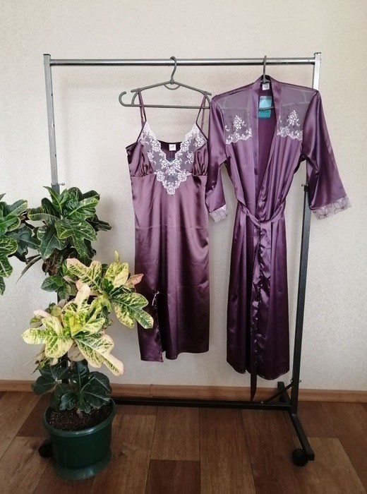 

Шелковый Комплект Халат и Сорочка FLEUR Lingerie Халат и Ночная Рубашка 42 () (P 392112, Шелковый Комплект Халат и Сорочка FLEUR Lingerie Халат и Ночная Рубашка 42 (XL) (P 392112)