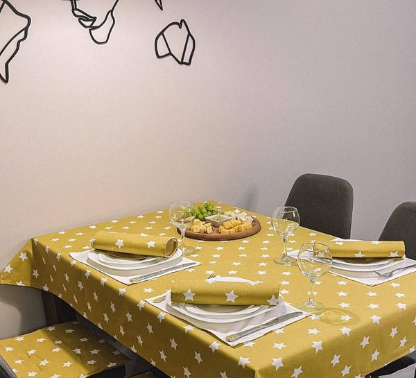 

Скатерть с тефлоновым покрытием MacroHorizon Звезды Горчица, Овал 140*170 см