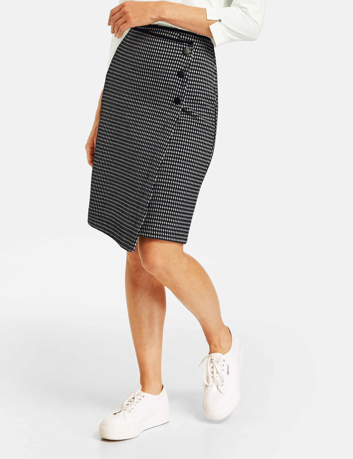 

Юбка Gerry Weber  Черная 410900.35072, Юбка Gerry Weber 44 Черная 410900.35072