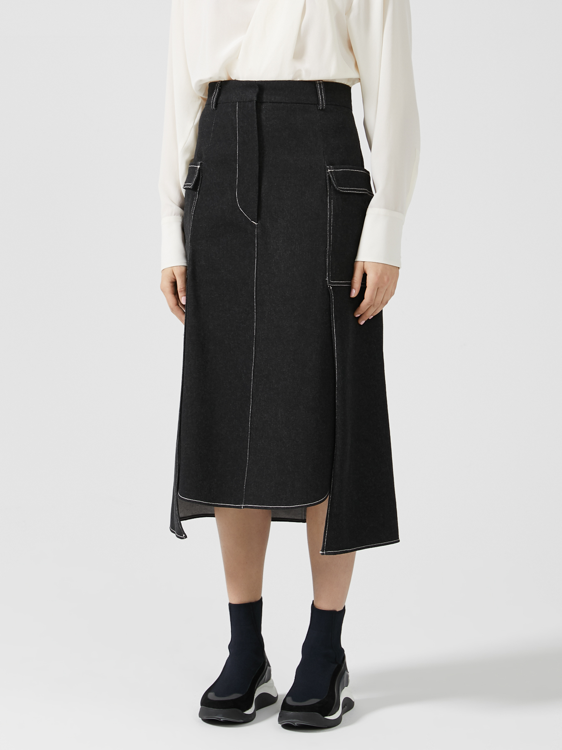 

Юбка MaxMara L Черная 21060209600
