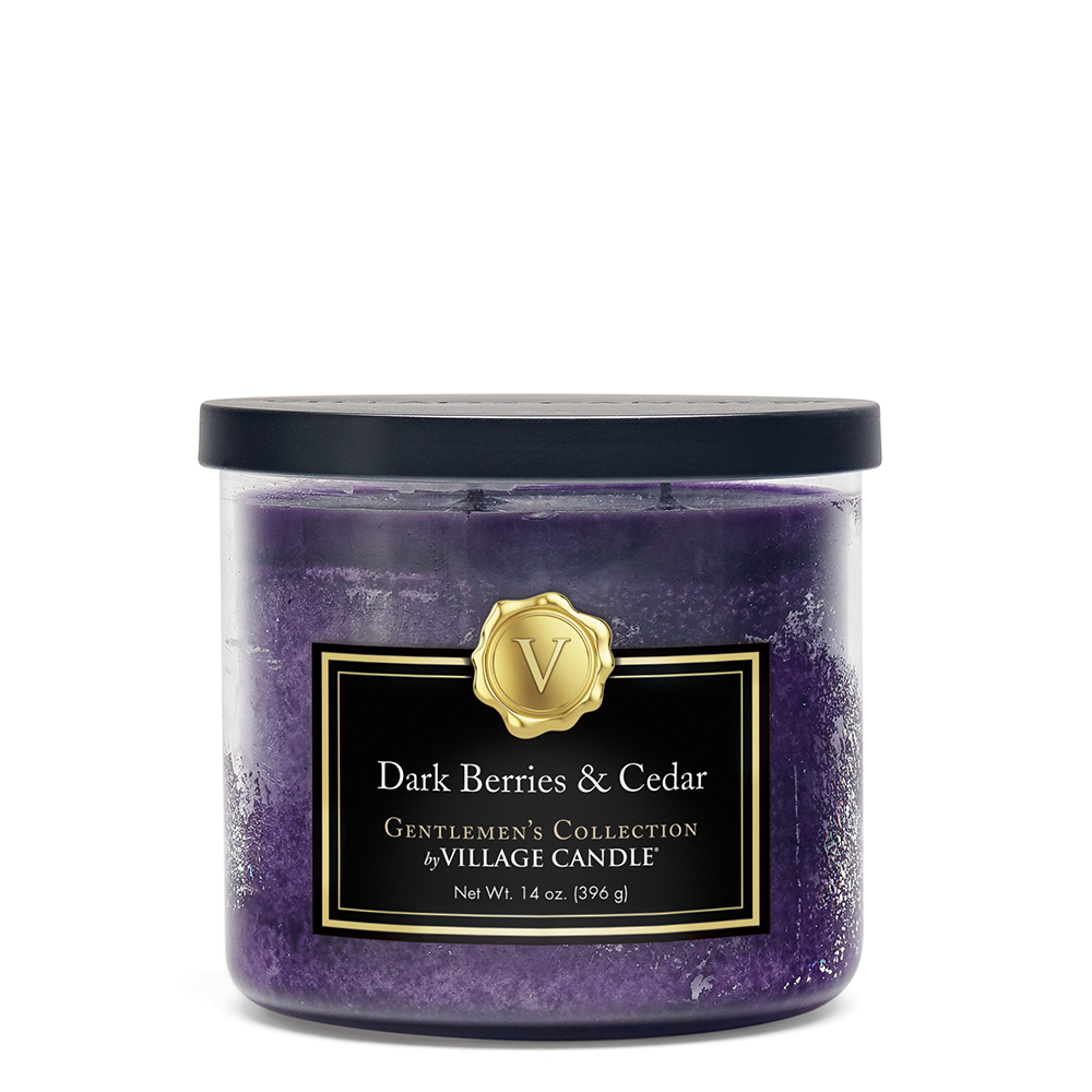 

Свеча Village Candle Темные ягоды и кедр 396г чаша