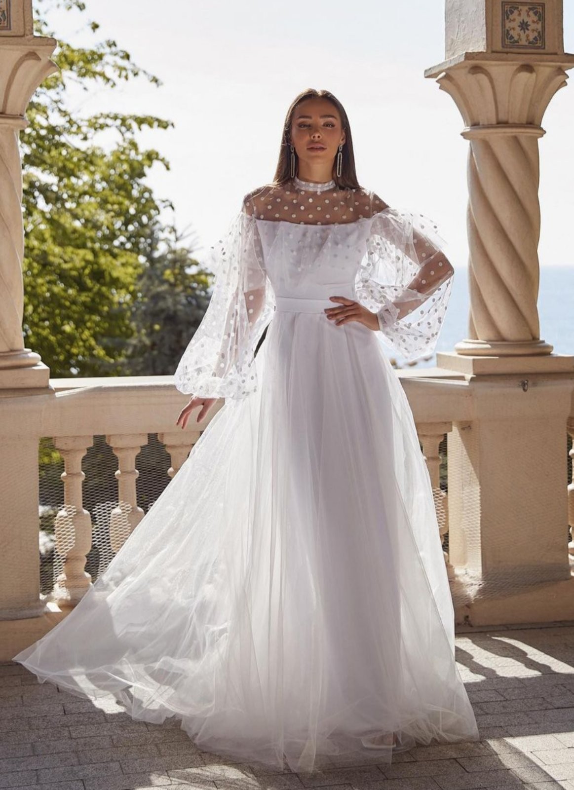 

Свадебное платье ANGEL FASHION DRESS ЗЛАТА М белый
