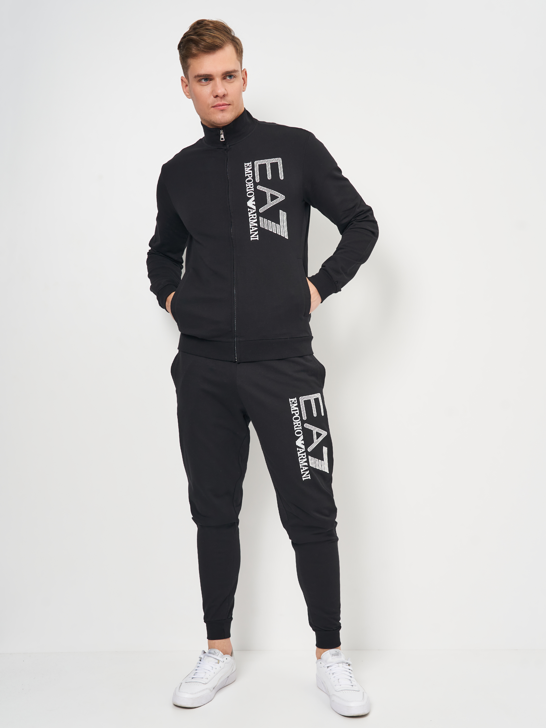 

Спортивный костюм Emporio Armani 10806.1  (52) Черный, Спортивный костюм Emporio Armani 10806.1 2XL (52) Черный