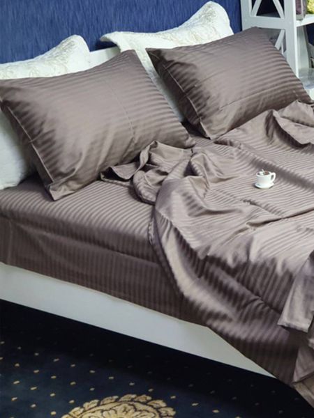 

Комплект постільної білизни Комфорт-Текстиль із преміум страйп-сатину євро какао