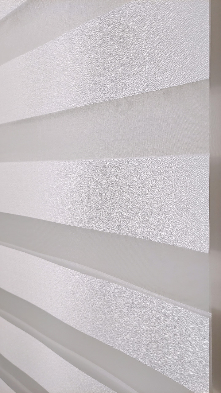 

Рулонная штора Miranda День-ночь BН DN-4010 57,5*160 см Белый