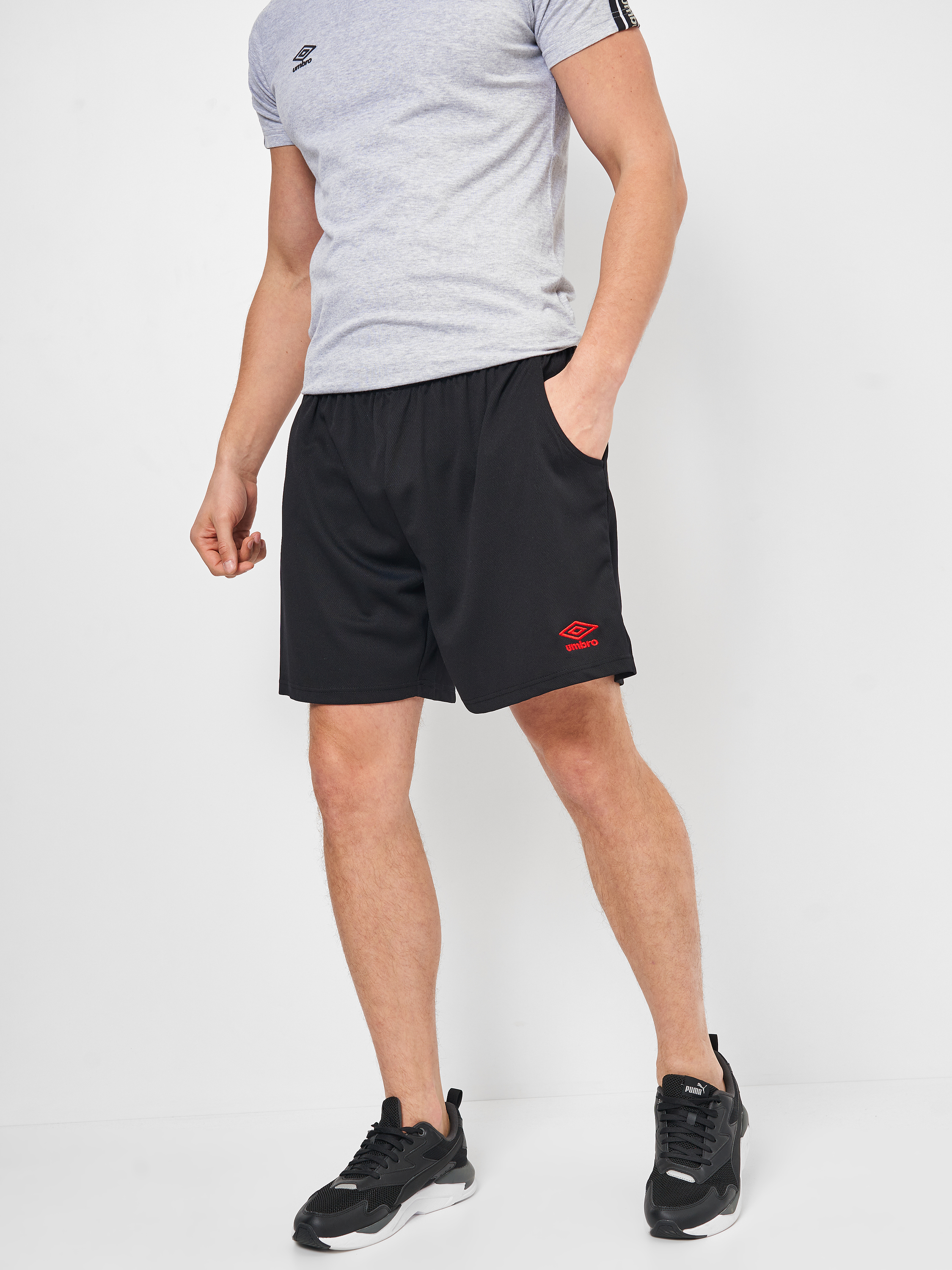 

Шорты Umbro 11M003 XL Черные
