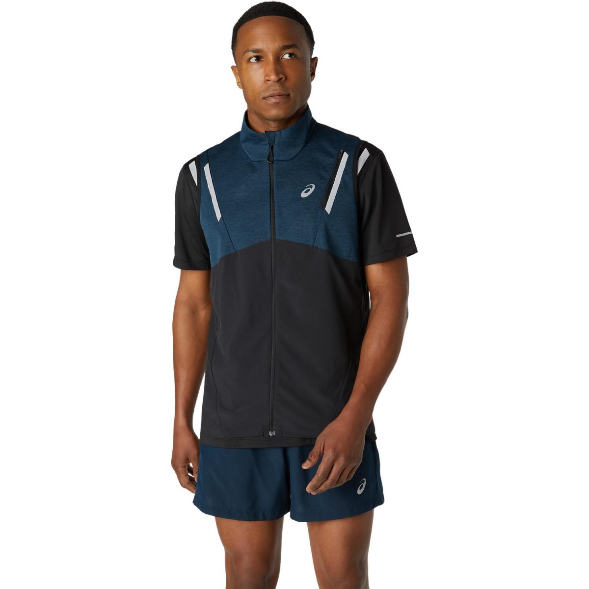 

Жилет Asics LITE-SHOW VEST  синий c-2011C016-401, Жилет Asics LITE-SHOW VEST S синий c-2011C016-401