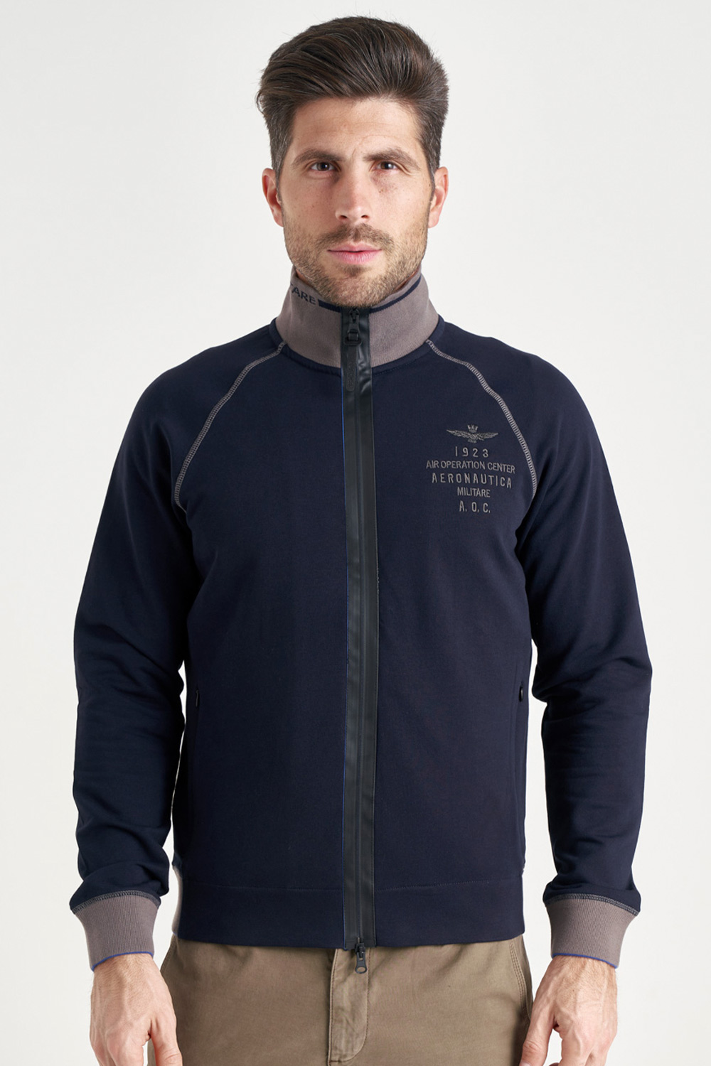 

Спортивная темно-синяя кофта Aeronautica Militare 4412 XXL