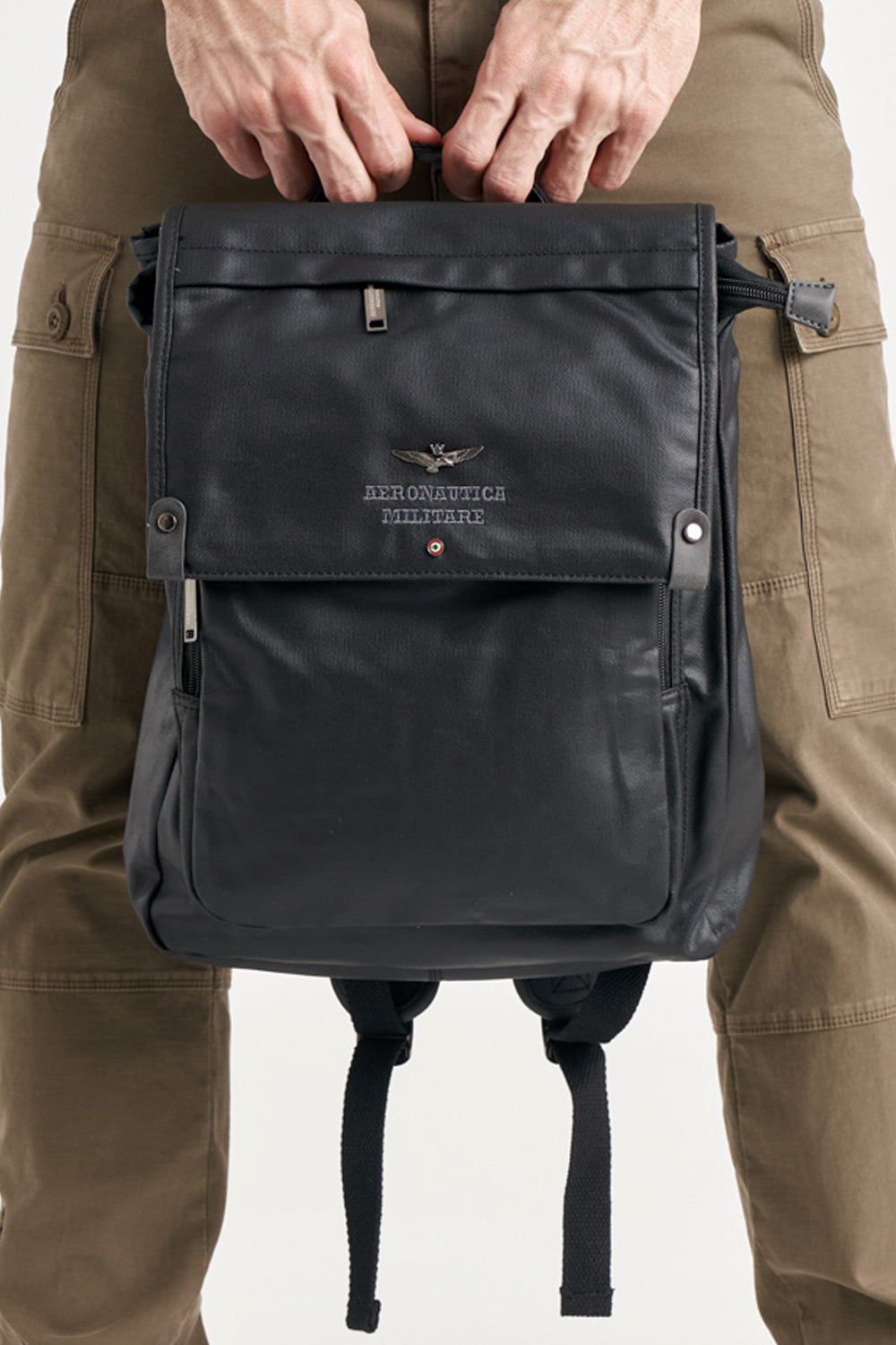 

Черный хлопковый рюкзак Aeronautica Militare 4471