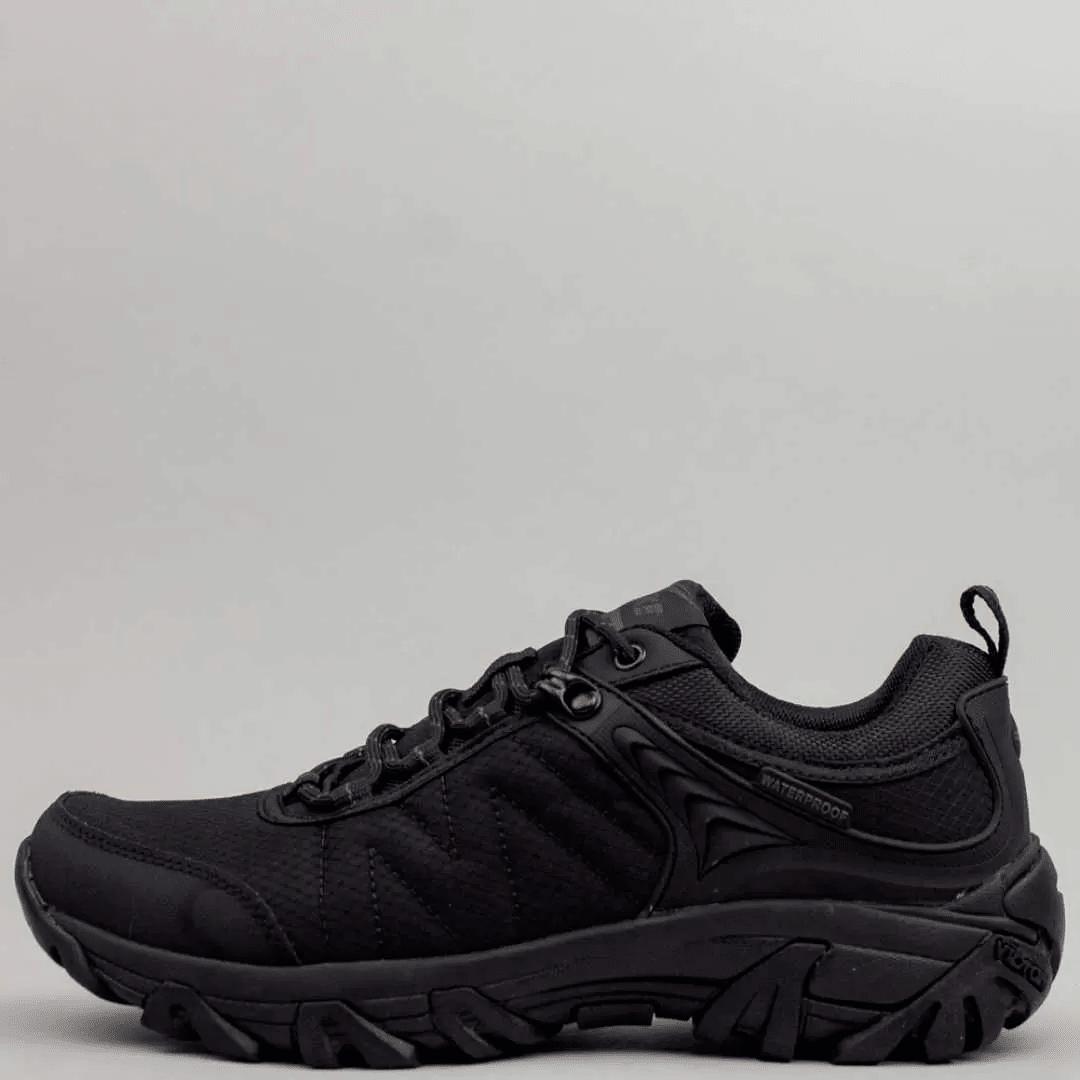 

Кросівки Yike 056-1 М (Gore tex) 45 (10) 29 см Full Black