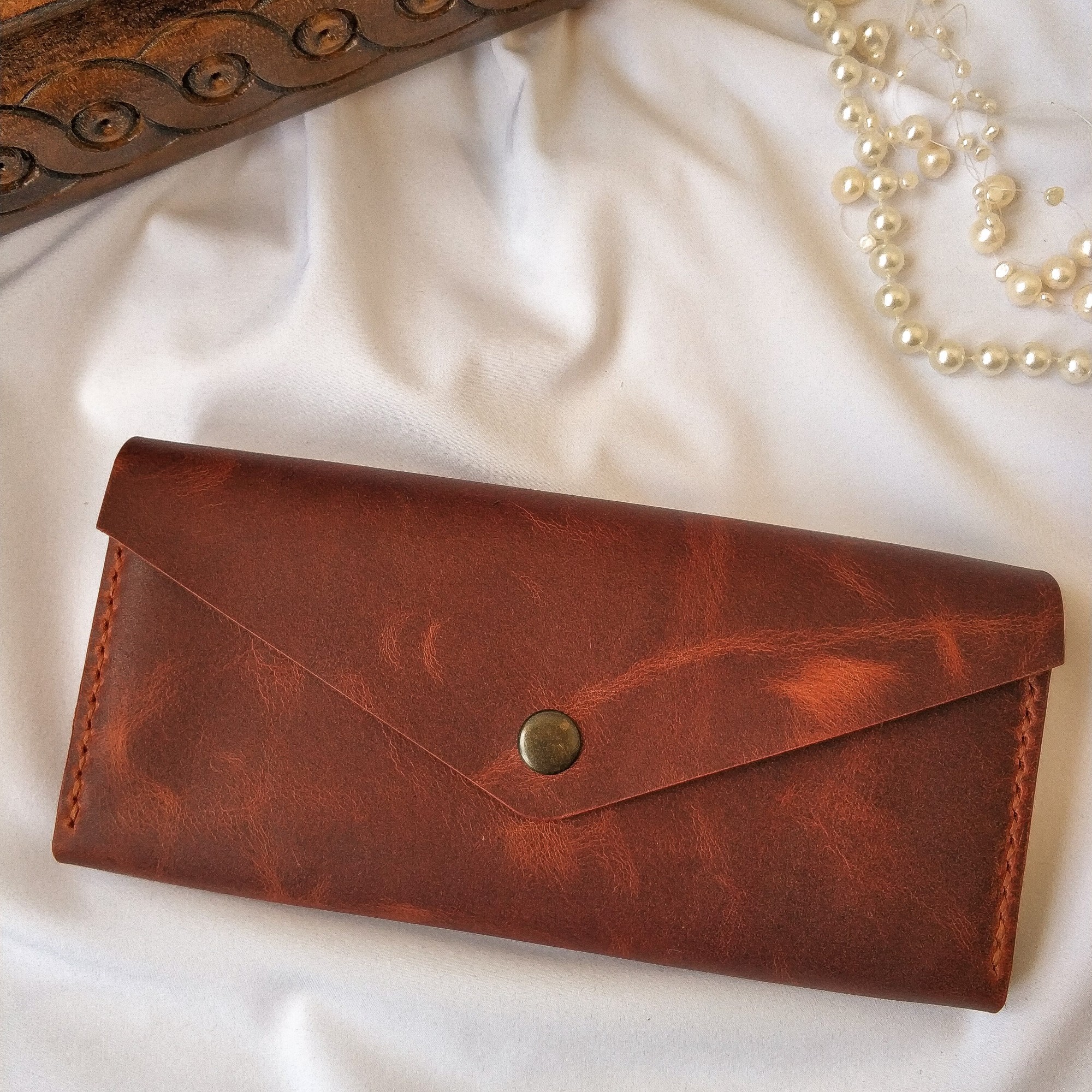 

Кошелёк Stedley leather 10107 коньячный
