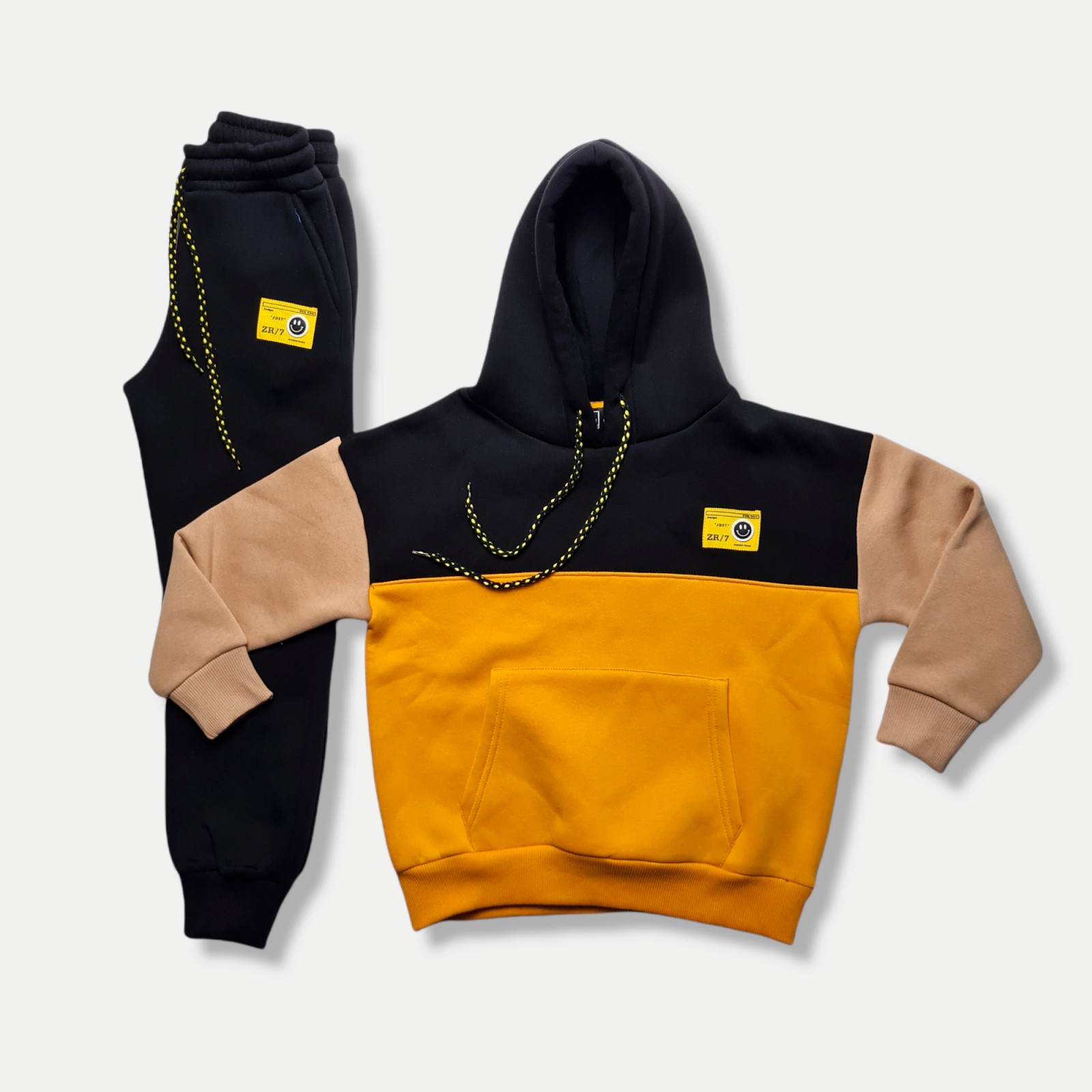 

Худи с карманами + Брюки с карманами Cloise Темно-желтый 116 см CL0115002-CL0155005 (537386)