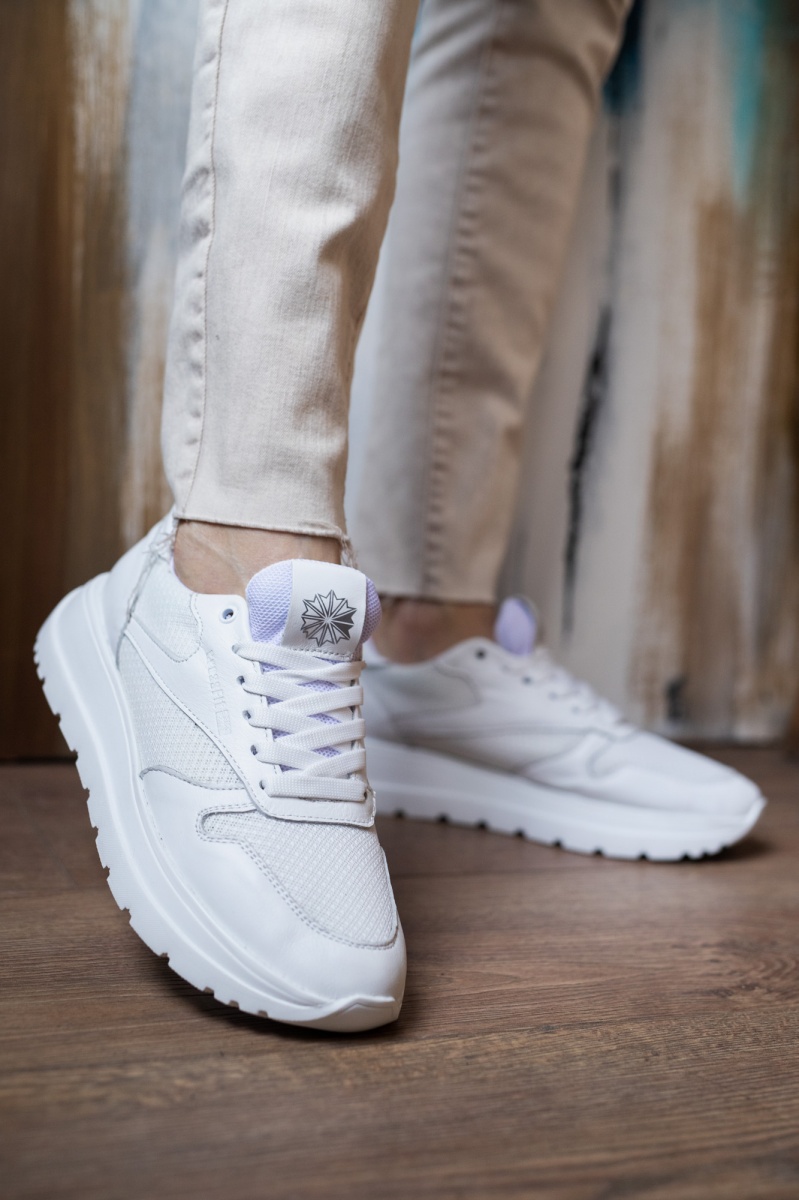 

Женские кроссовки кожаные летние белые Multi-shoes размер 38 FV_001348