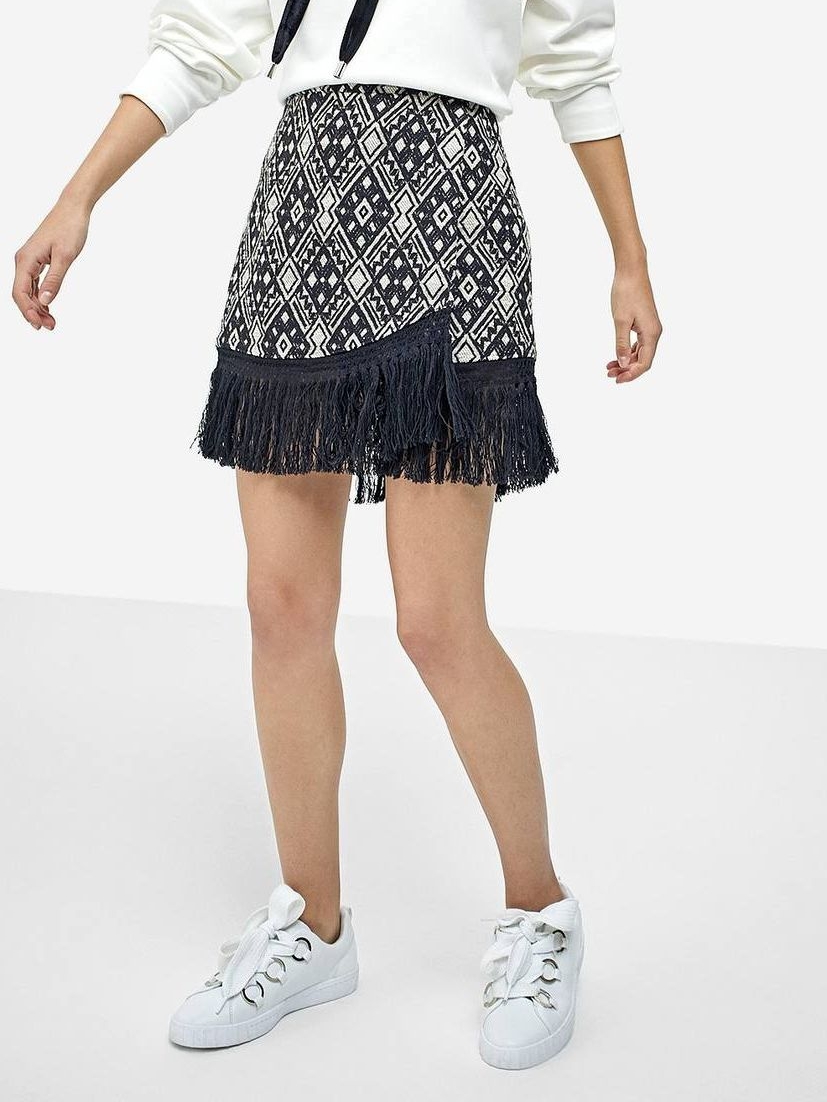 

Юбка Stradivarius 04673203004 34 Принт