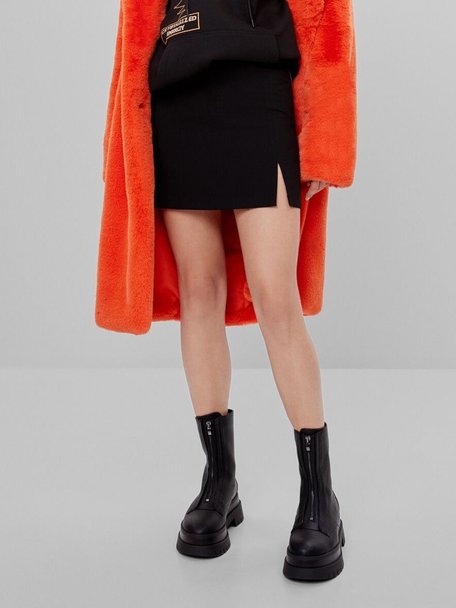 

Юбка Bershka 5680/168/800 L Черная