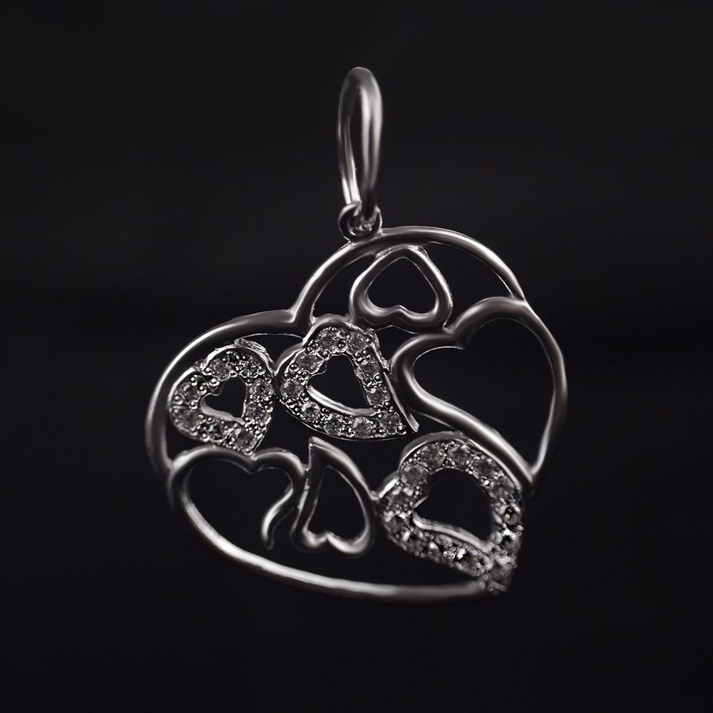 

Серебряный кулон с камнями циркония Сердца pd-03