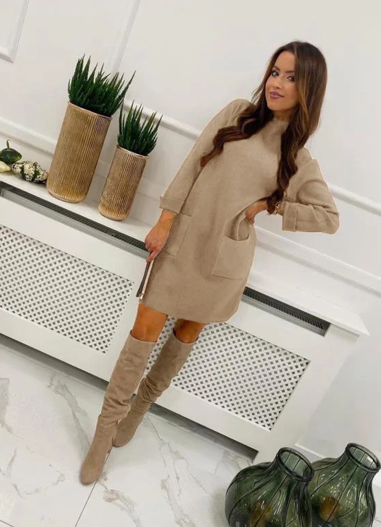 

Женское теплое платье GF08992 р50/52 бежевое