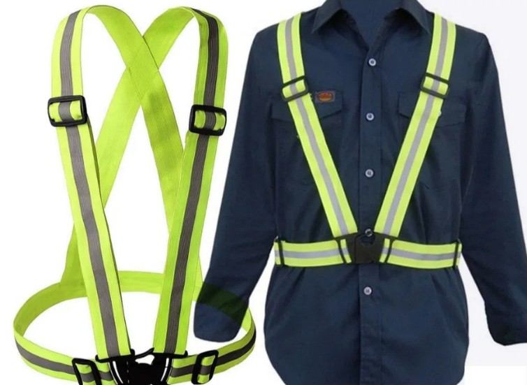 

Светоотражающие ремни жилет/пояс/подтяжки для вело спорта, бега, отражающий сигнальный ремень Салатовый, Светоотражающие ремни жилет/пояс/подтяжки для вело спорта, бега, отражающий сигнальный ремень Салатовый One Size