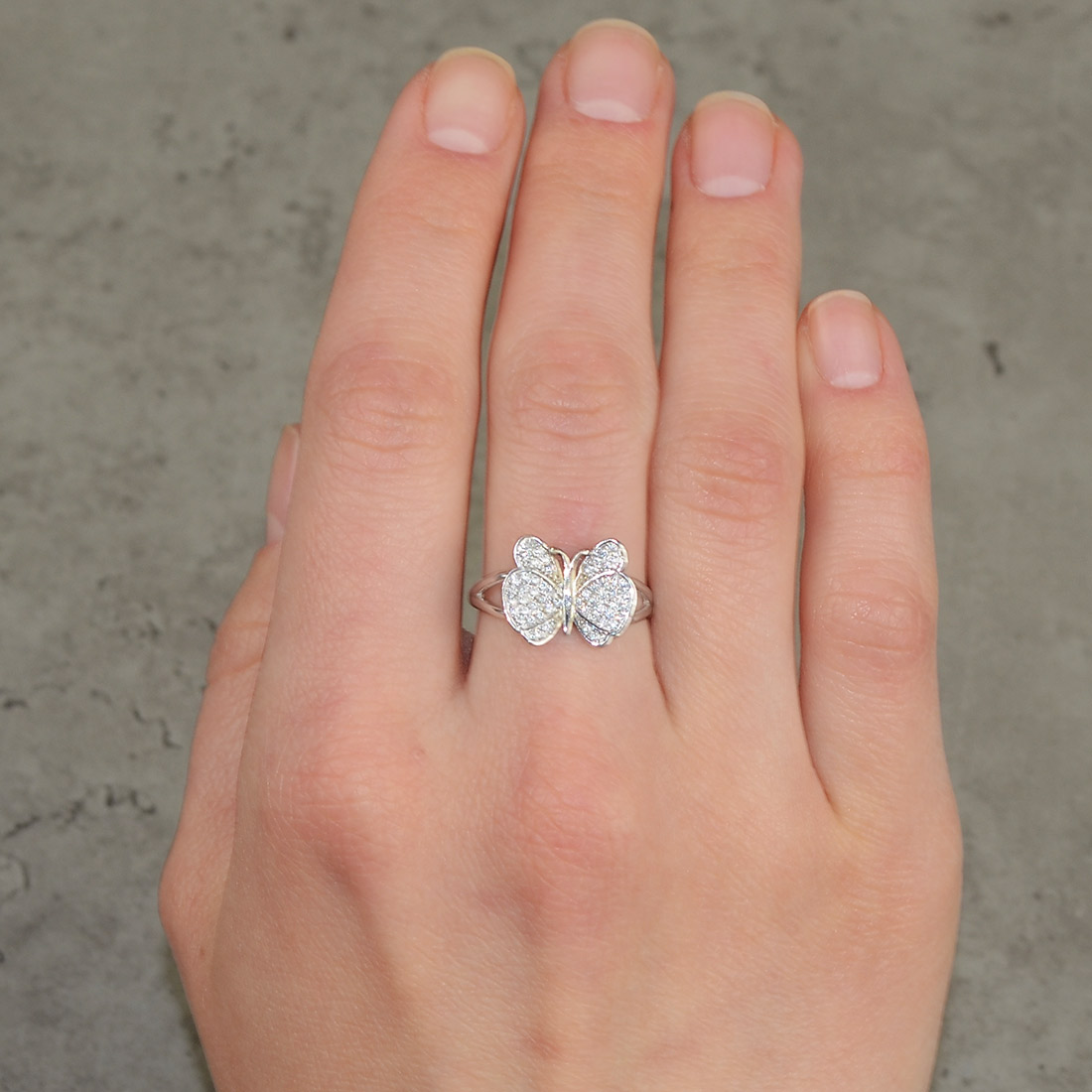 

Серебряное кольцо Бабочка с камнями цирконий 9-kr 20