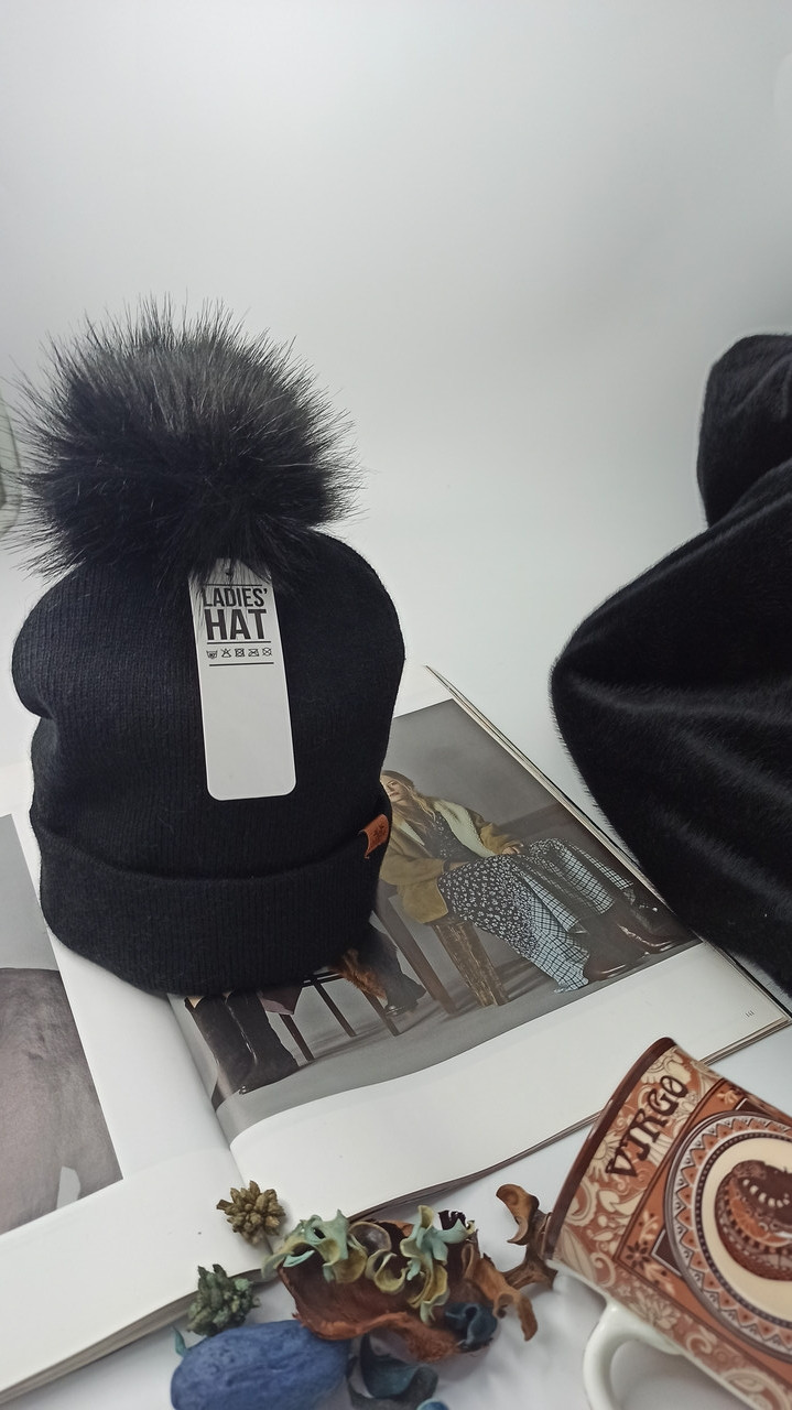 

Шапка женская Ladies Hat Германия  черная, Шапка женская Ladies Hat Германия One Size черная