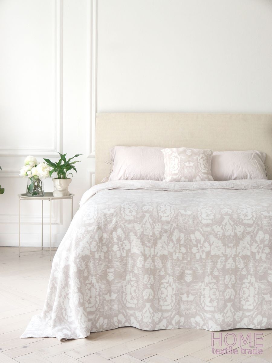 

Плед La Modno Rose Beige-Ecru 180x220